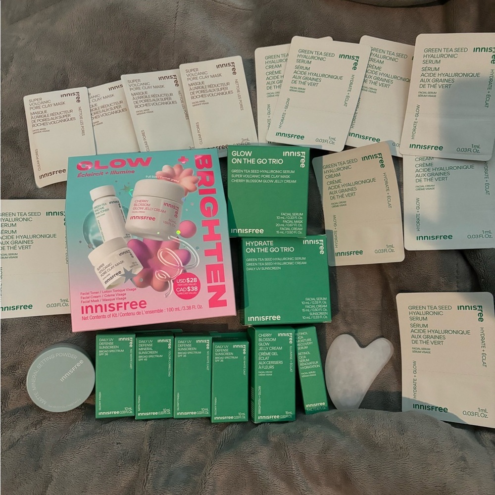 Innisfree Skincare Set - Picture 1 of 13